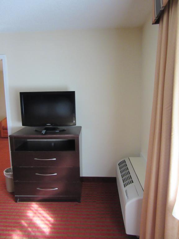 Clarion Suites Огъста Екстериор снимка